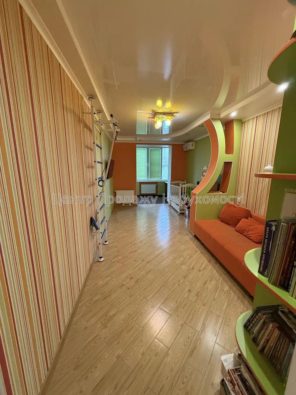 Фото Продам 2к квартиру по вул. Мирна (Рівер Таун)3