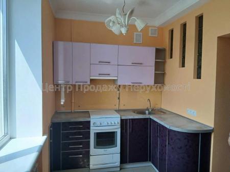 Продам 2-кімнатну квартиру