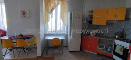 Продам 2-кімнатну квартиру