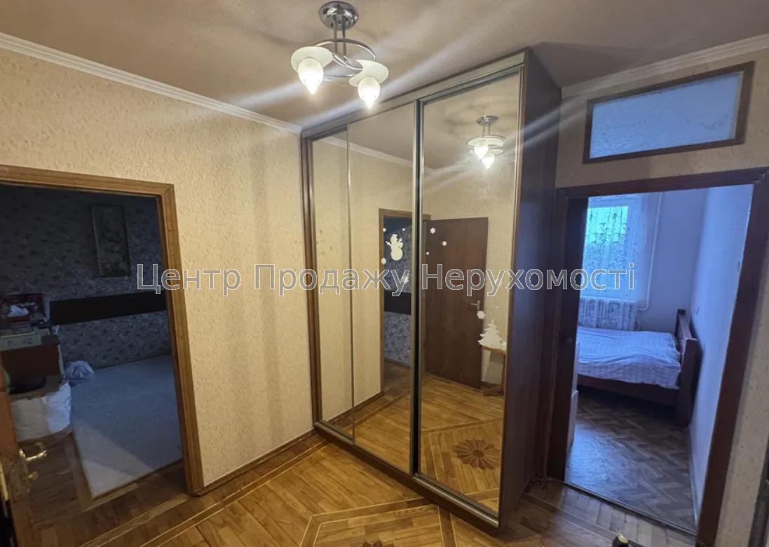 Фото Продаж 2 кімнатної квартири , метро Перемоги, G89