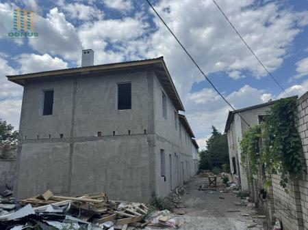Продам 2-поверховий таунхаус