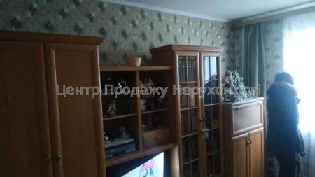 Продам 4-кімнатну квартиру