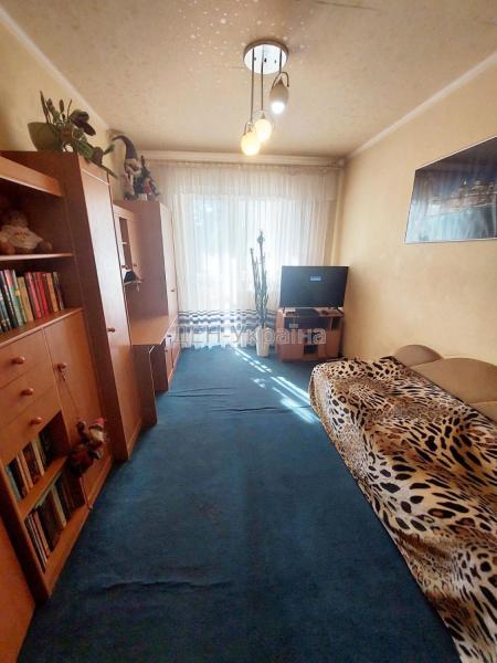 Продам 2-кімнатну квартиру