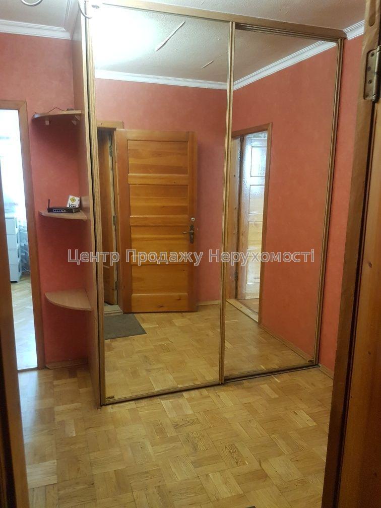 Фото Продам 2-кімнатну квартиру, метро Студентська4