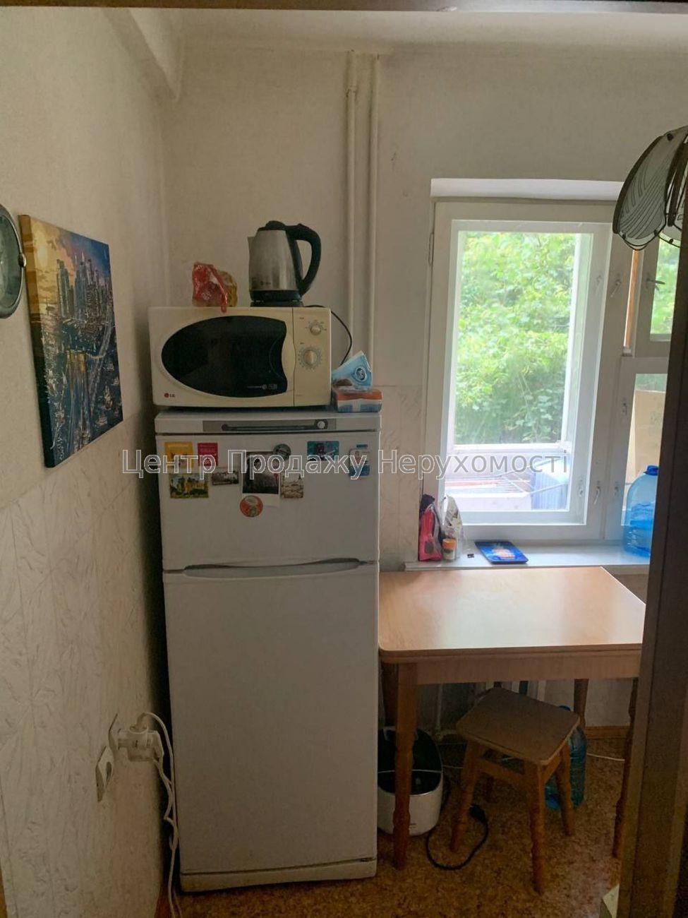 Фото Продам 1-кімнатну біля метро Лукьянівська2