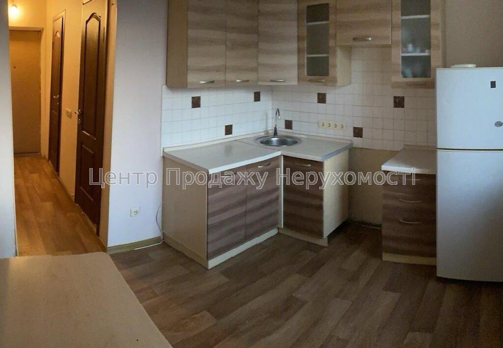 Фото Продам 1-кімнатну квартиру у Києві6
