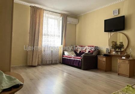 Продам 1-кімнатну квартиру в новобудові, ЖК&nbsp;вул.&nbsp;Ньютона