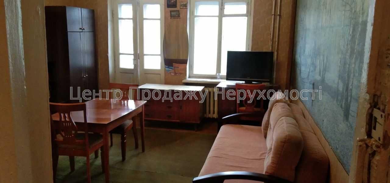 Фото в продажі кімната1