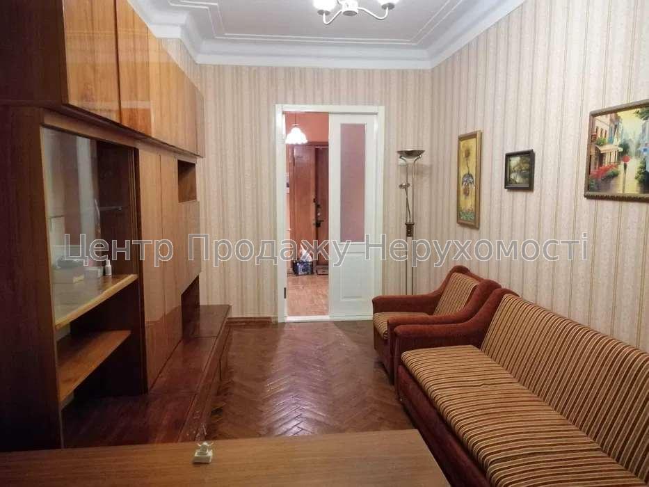 Фото Продам 3 кімнатну сталінку 88м2, метро Індустріальна в.Миру 52, 3 пов.8