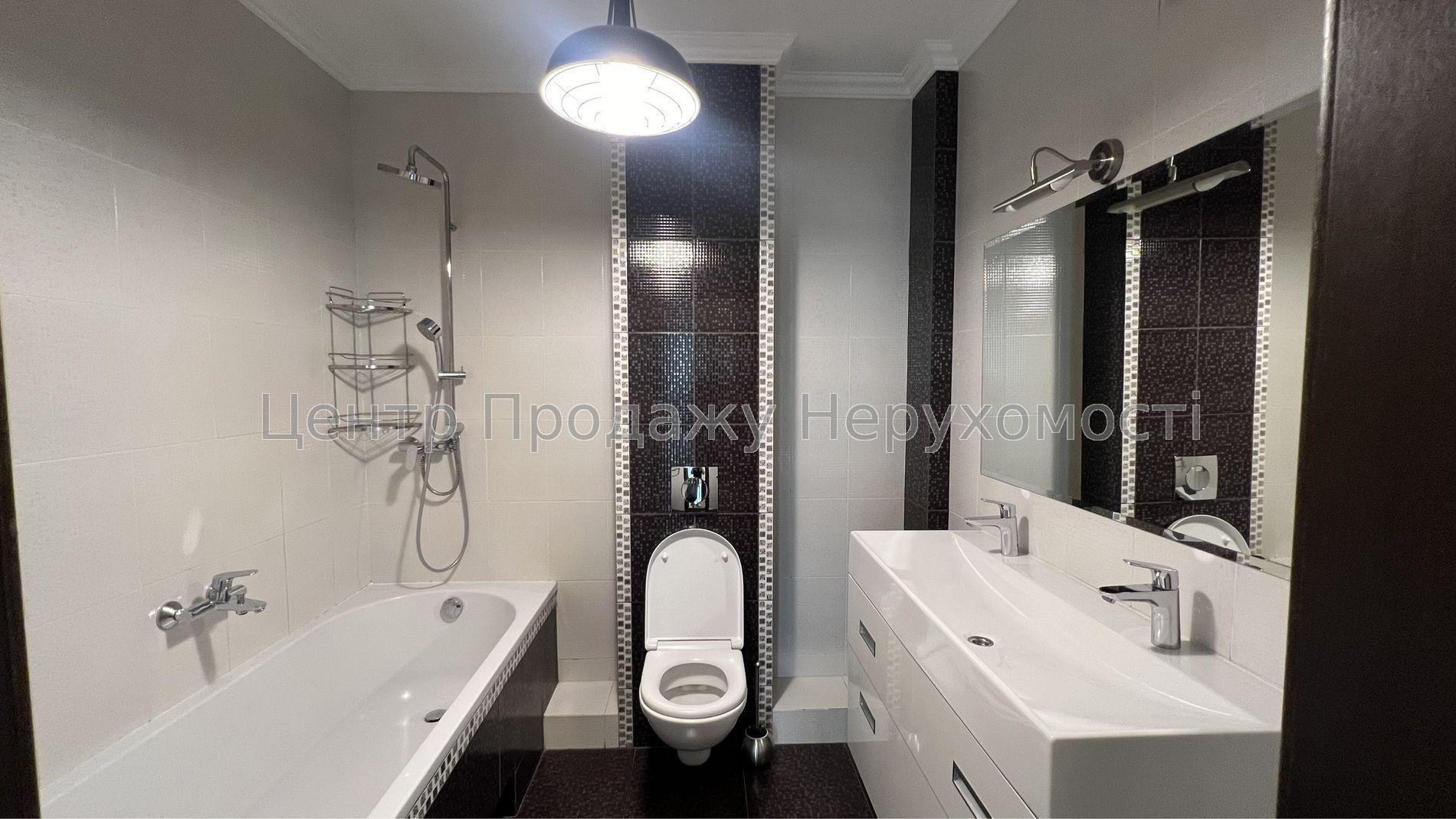 Фото Продаж 3-кімнатної квартири в Києві17
