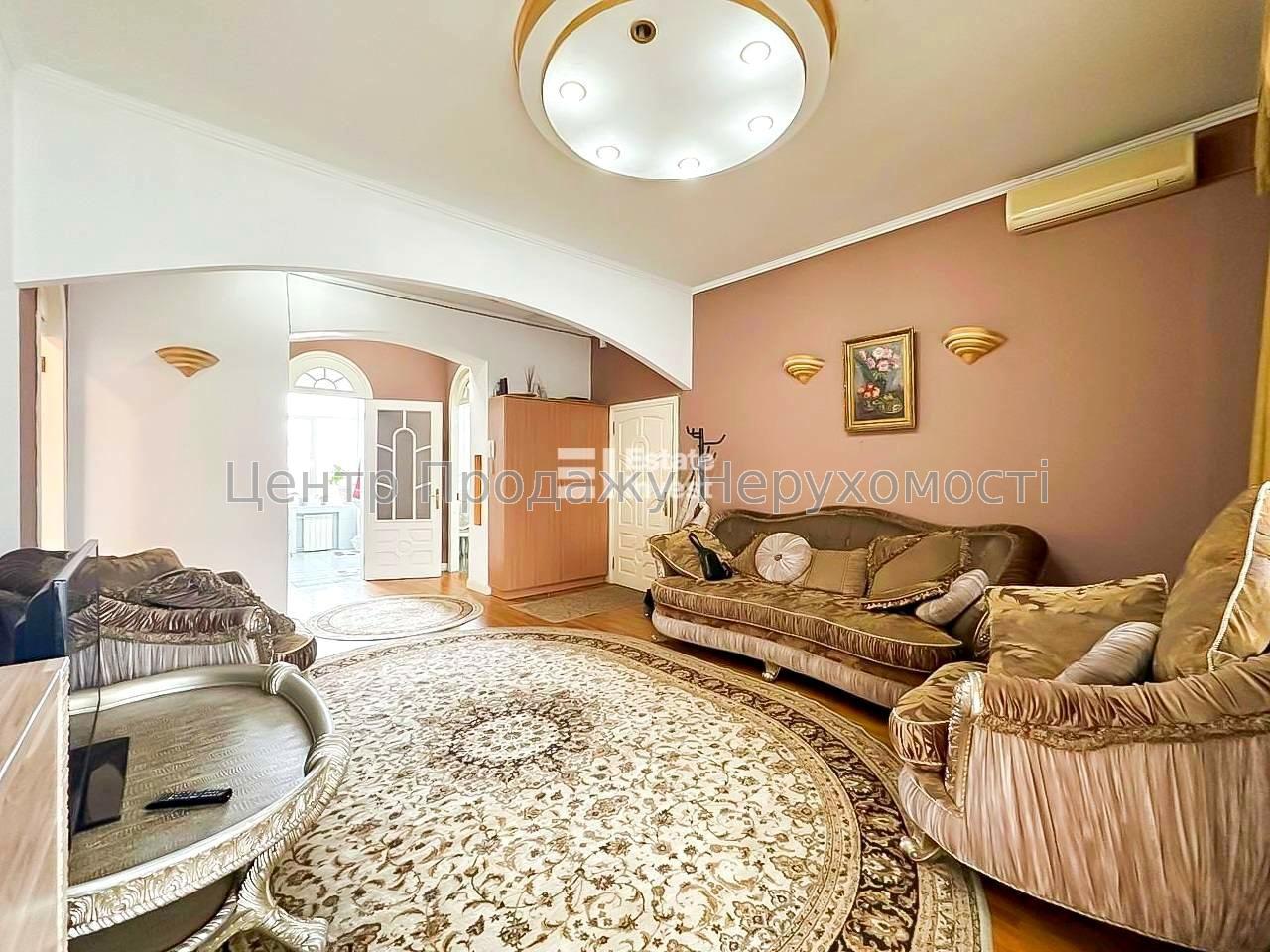 Фото Продам 3 кімн. квартиру на вул. Євгена Котляра3