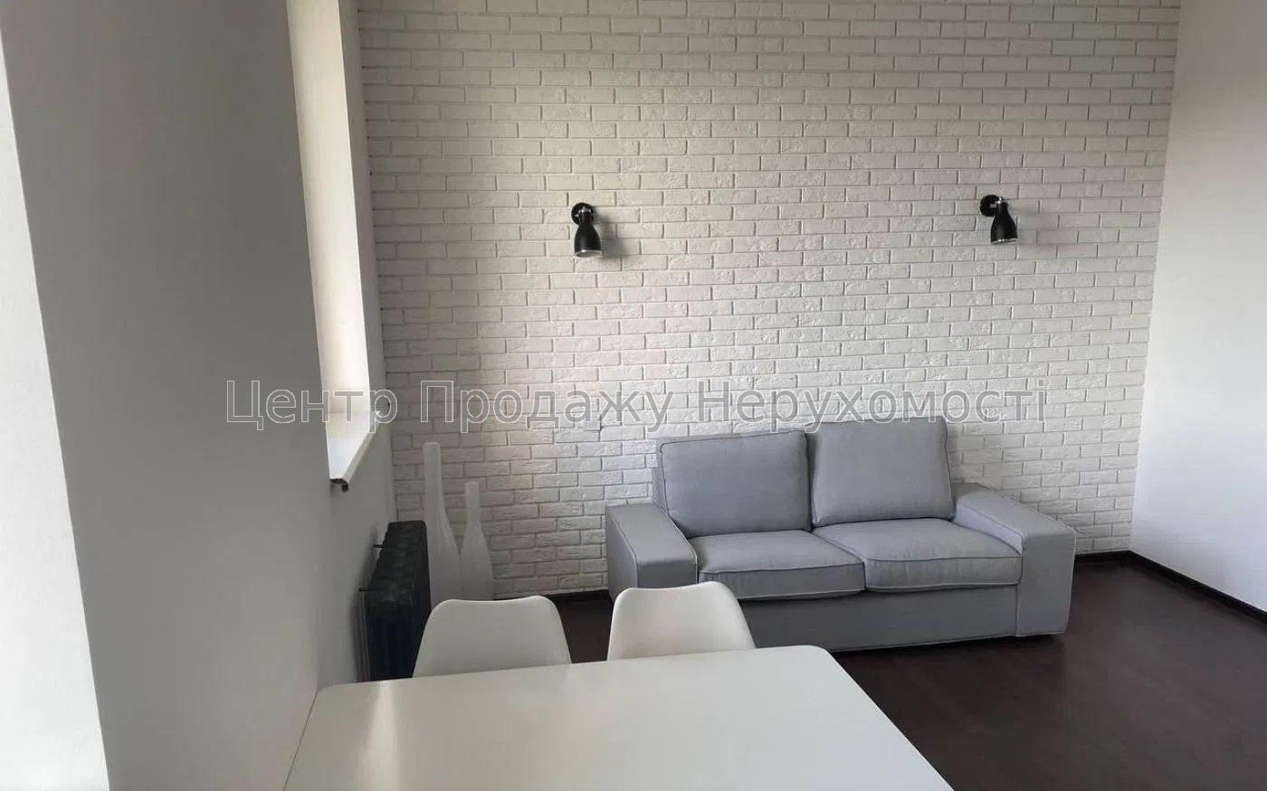 Фото Продаж 2-к. квартири, Харків. ЖК 