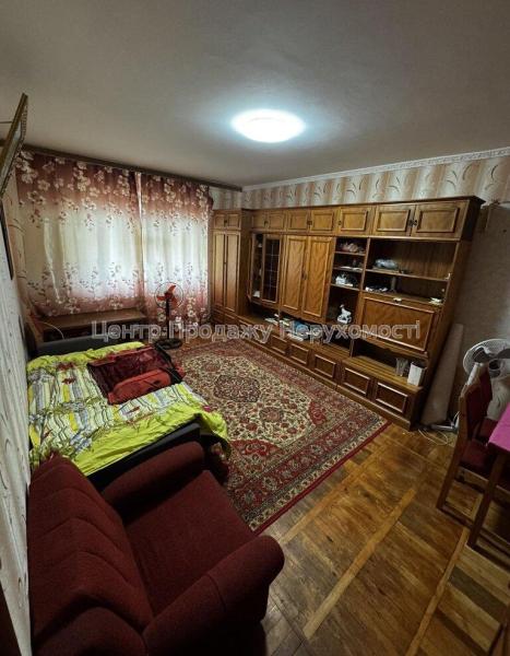 Продам 2-комнатную квартиру