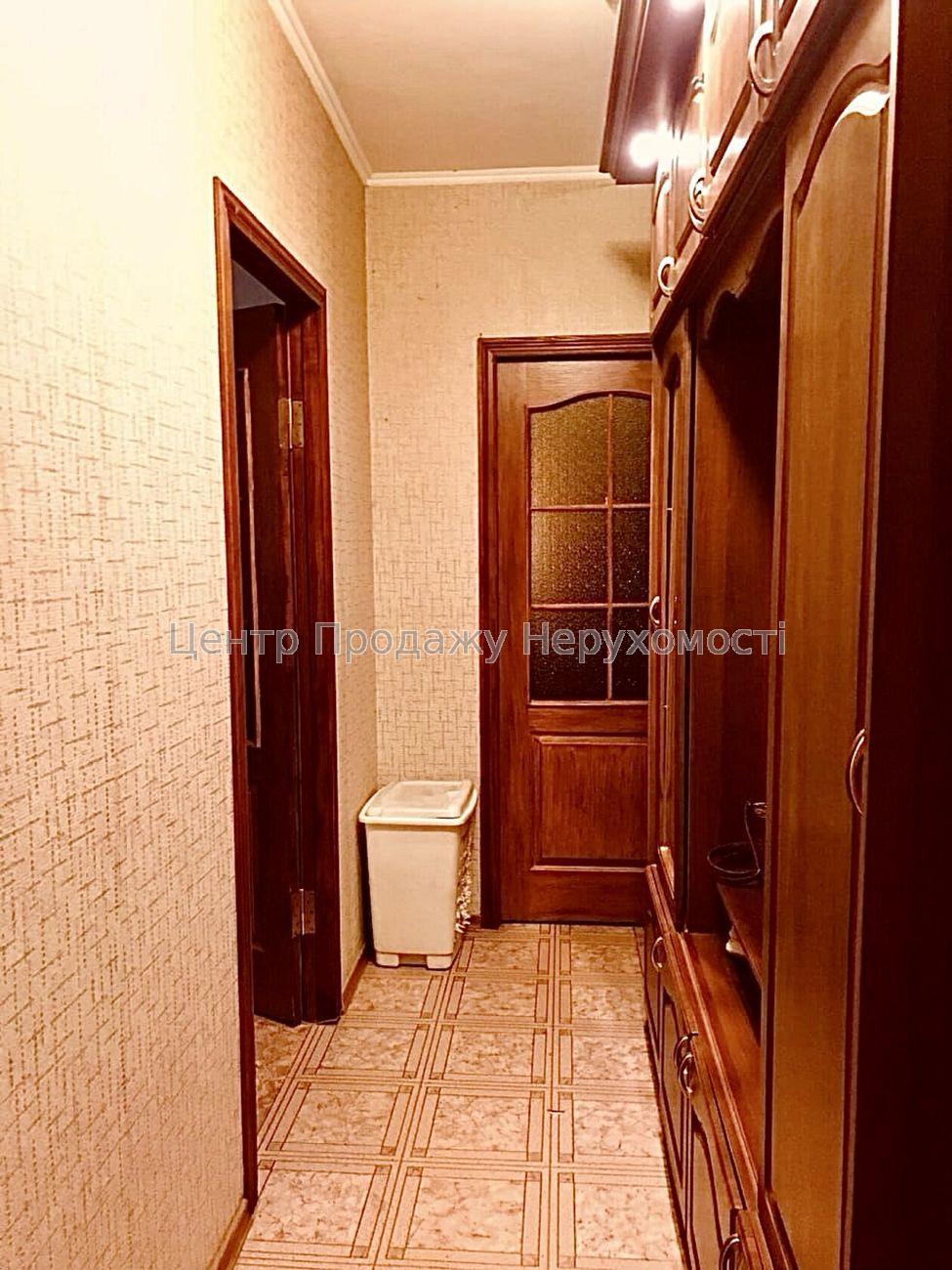 Фото Продаж 3-кімнатної квартири в м. Харків. 602 мкрн.3