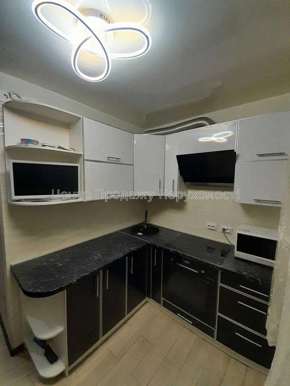 Фото Продаж 3-кімнатної квартири в Харкові. Салтівка1