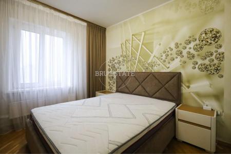 Продам 3-кімнатну квартиру