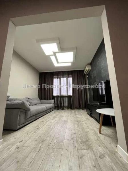 Продам 3-кімнатну квартиру