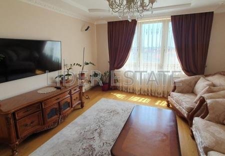 Продам 3-кімнатну квартиру