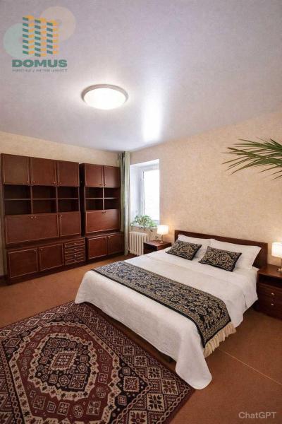 Продам 4-кімнатну квартиру